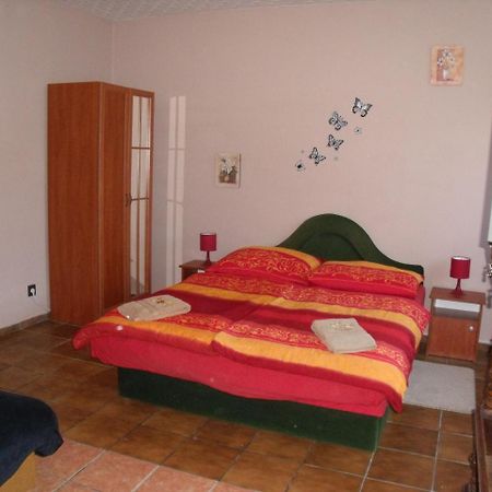 Apartament Viola Vendeghaz Kehidakustány Zewnętrze zdjęcie