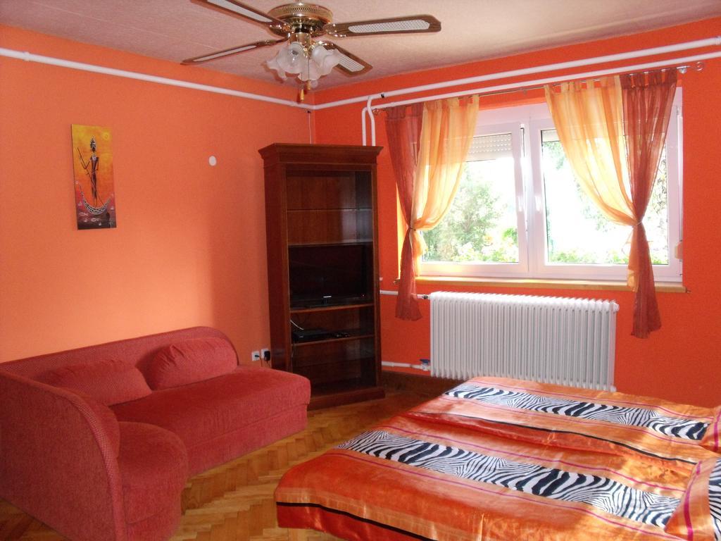Apartament Viola Vendeghaz Kehidakustány Zewnętrze zdjęcie